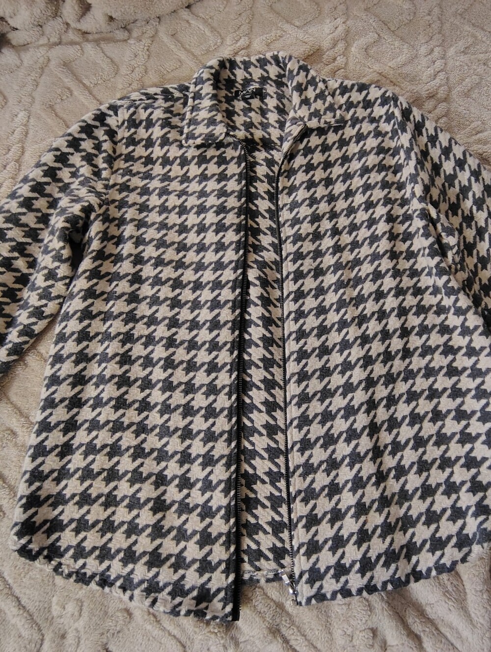 Boohooman Black and Cream Houndstooth Zip Front Jacket